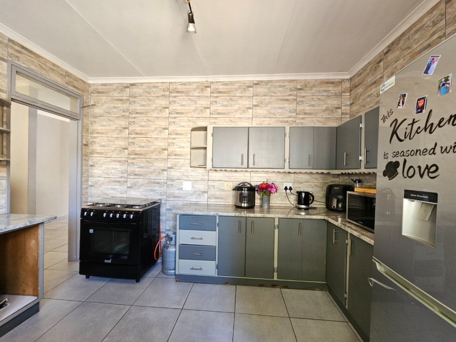 3 Bedroom Property for Sale in Sasolburg Ext 11 Free State